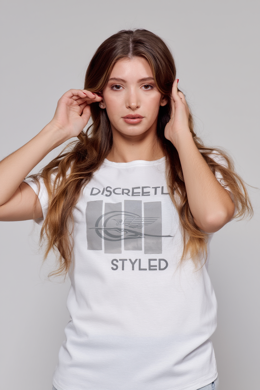 DISCREETLY STYLED TSHIRT WOMEN