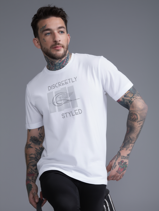 DISCREETLY STYLED TSHIRT MEN
